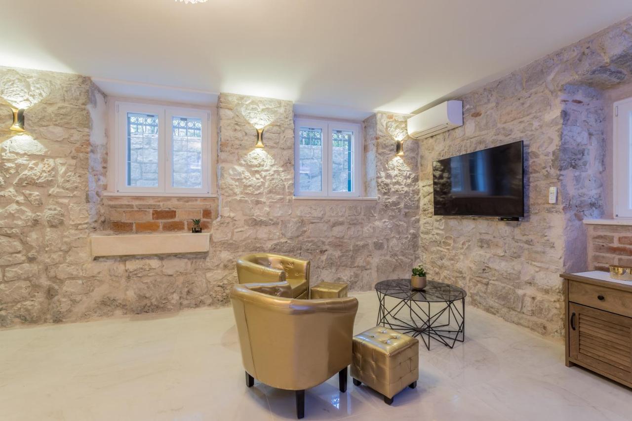 Villabella Luxury Rooms Split Exterior photo